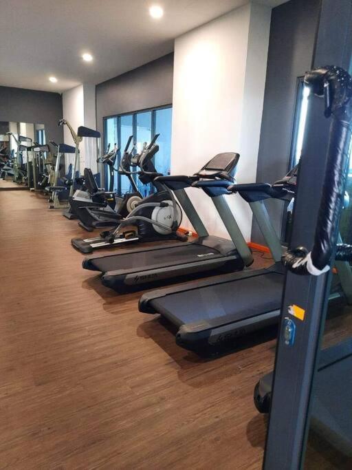 Hidayah Homestay Near Ukm And Ktm Station With High Speed Wifi - Pool & River View Bangi Εξωτερικό φωτογραφία