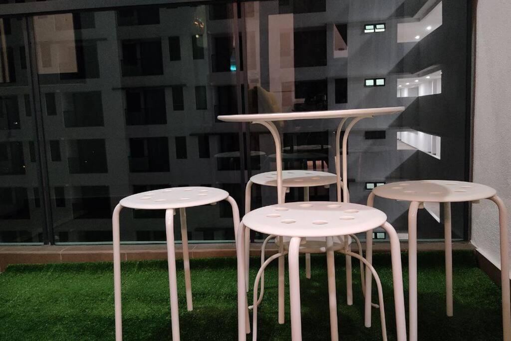 Hidayah Homestay Near Ukm And Ktm Station With High Speed Wifi - Pool & River View Bangi Εξωτερικό φωτογραφία